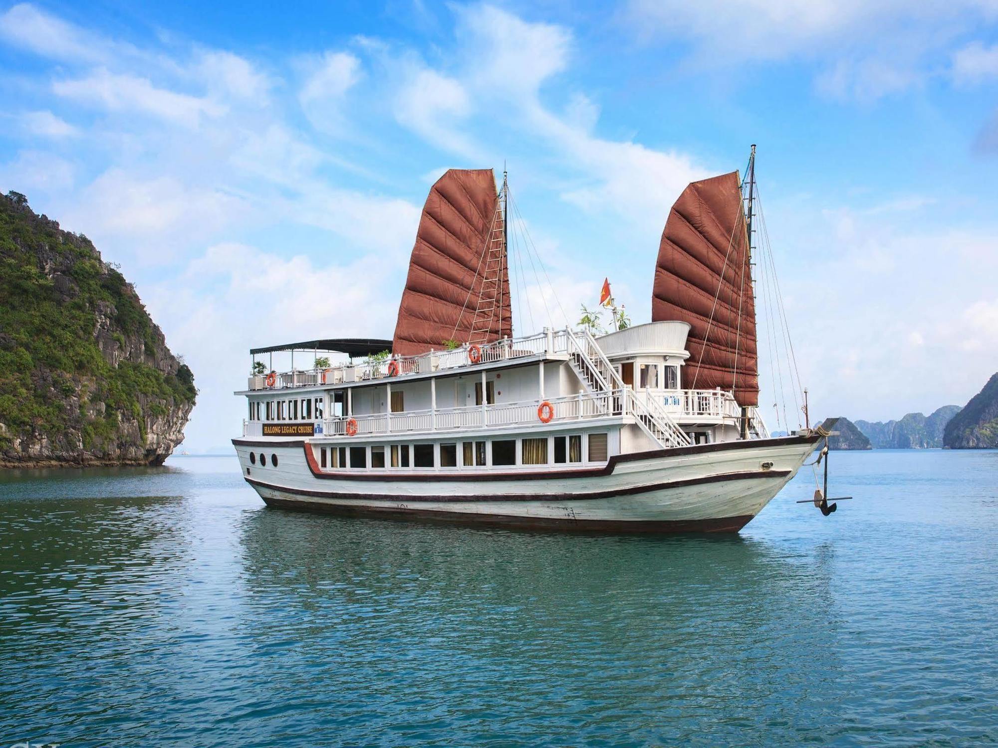 Halong Legacy Cruise Hotel Ha Long Exterior foto
